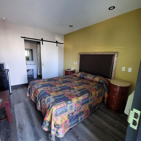 Stadium Inn & Spas Los Angeles Extérieur photo