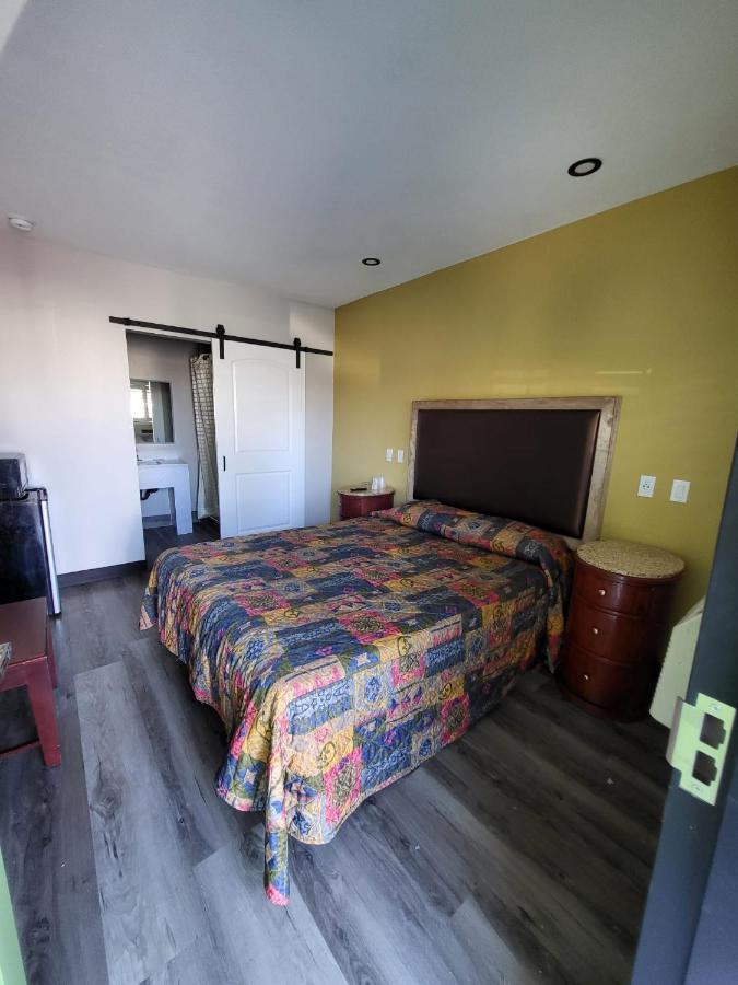 Stadium Inn & Spas Los Angeles Extérieur photo