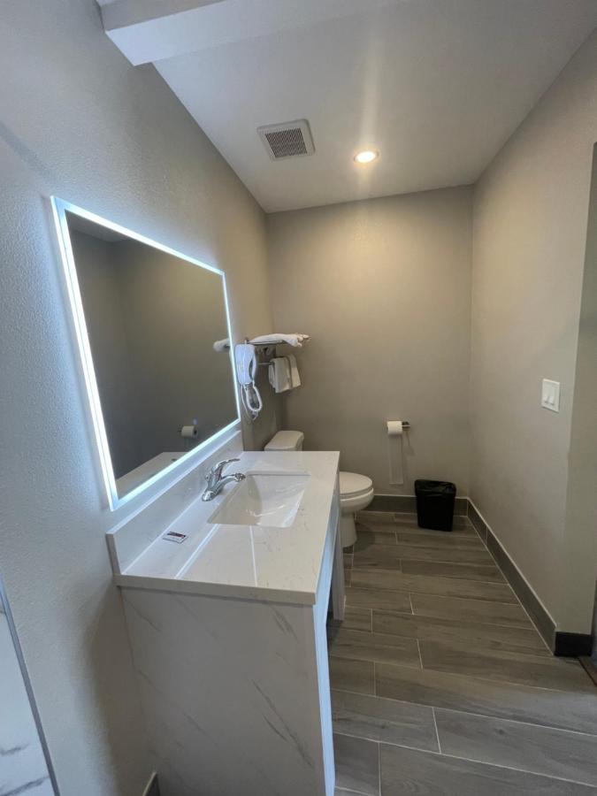 Stadium Inn & Spas Los Angeles Extérieur photo