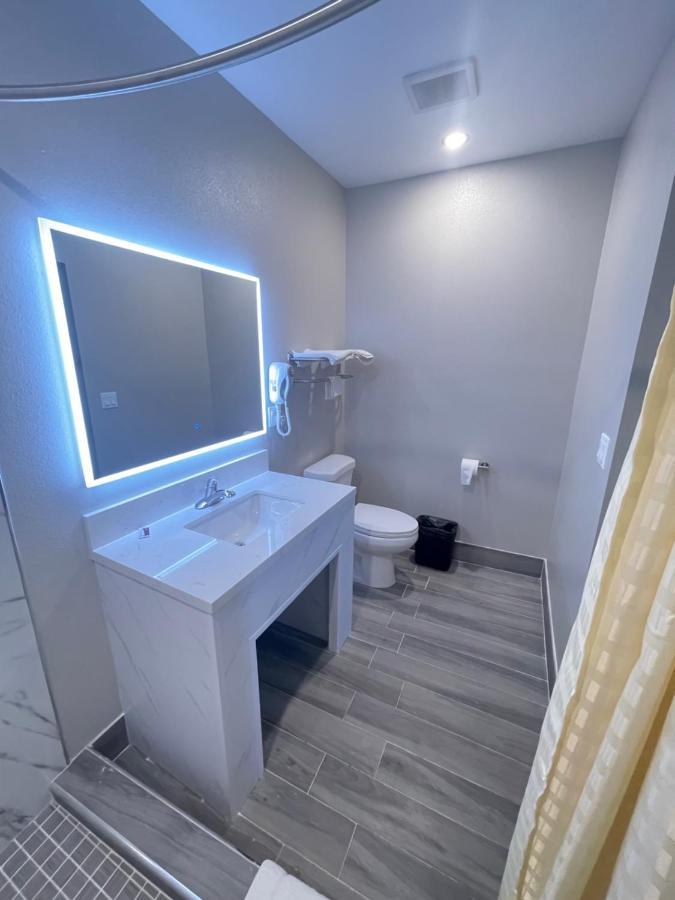 Stadium Inn & Spas Los Angeles Extérieur photo
