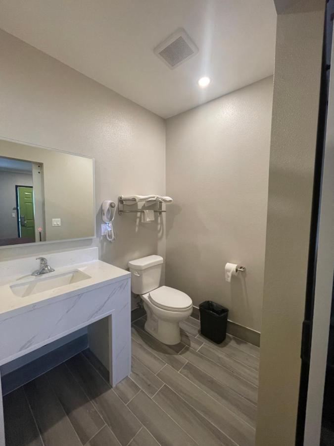 Stadium Inn & Spas Los Angeles Extérieur photo