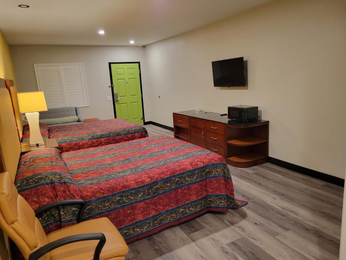 Stadium Inn & Spas Los Angeles Extérieur photo